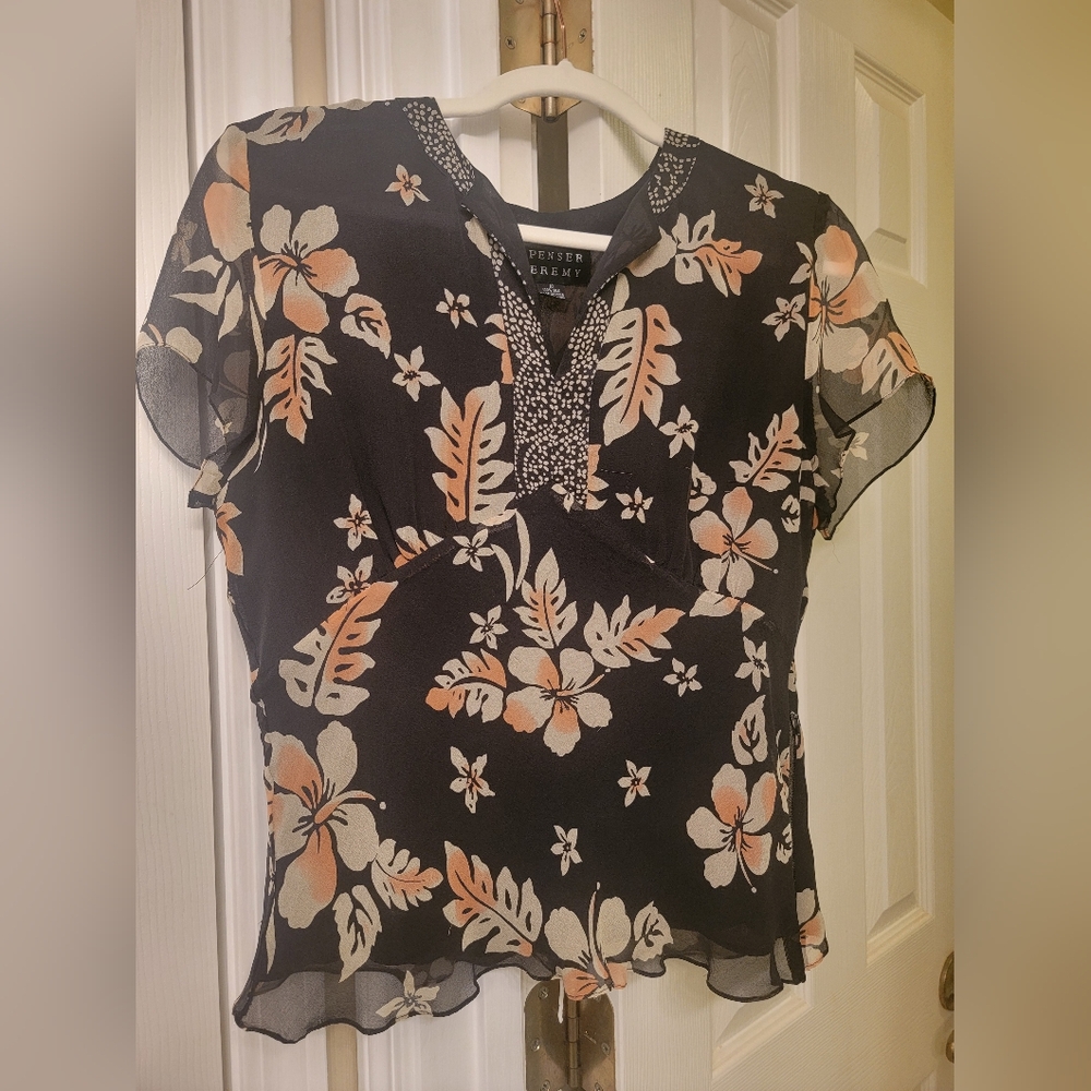 Spenser Jeremy Black and Cream Floral Blouse